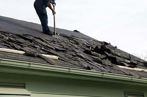 So You’re Getting a New Roof (What to Know During Construction)